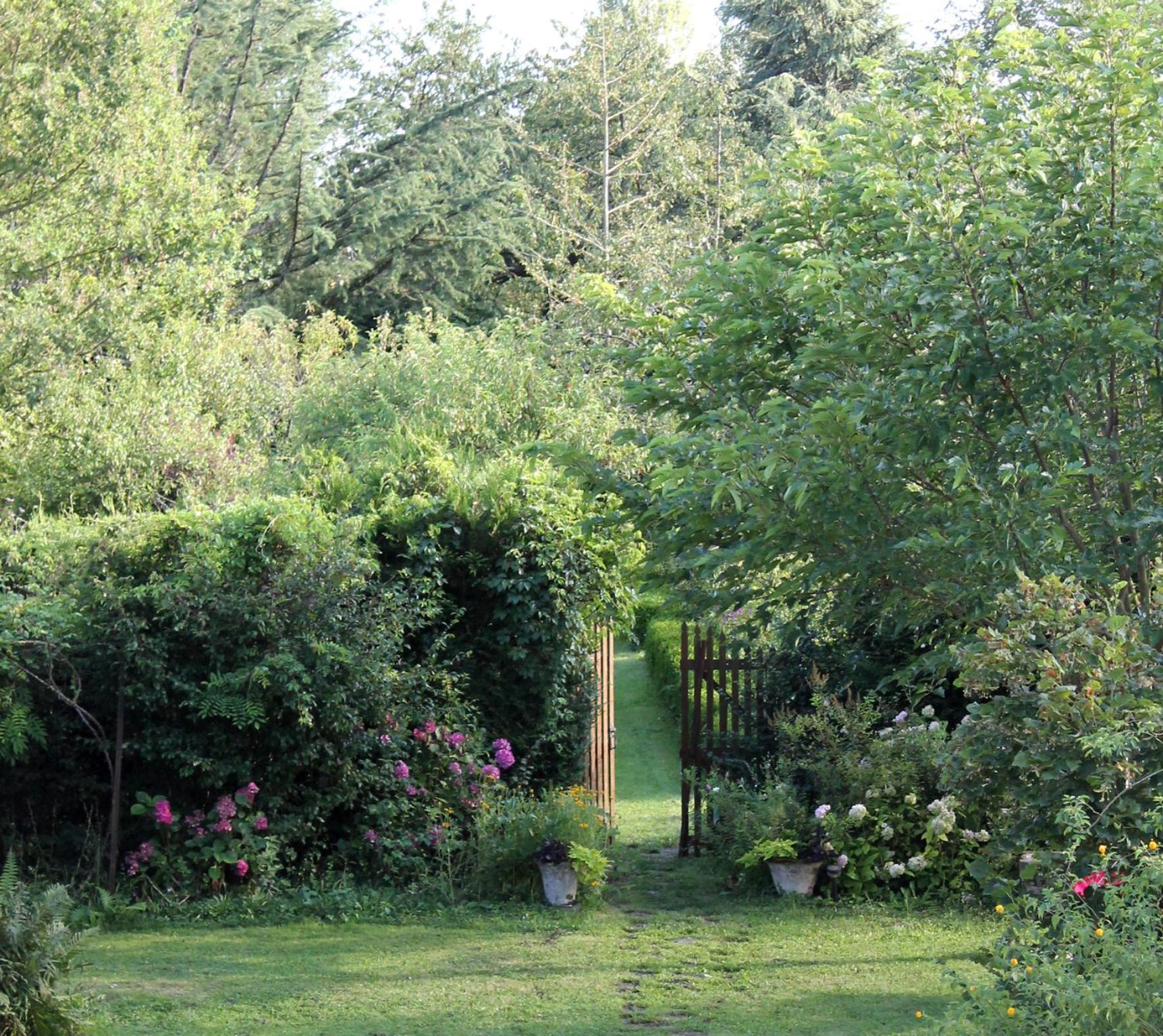 Chambres D'Hotes La Distillerie B&B Saint-Germain-du-Bois Esterno foto